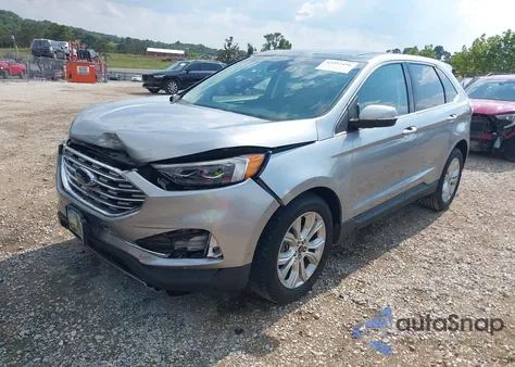 2020 Ford Edge Titanium z USA, uszkodzony, nr VIN 2FMPK3K96LBA55833